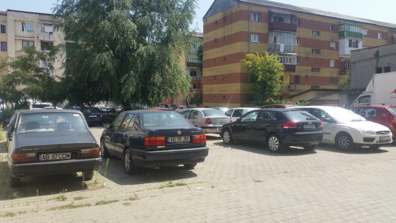 Apartament Sfanta Ecaterina - Garsoniera Alba Iulia Zewnętrze zdjęcie